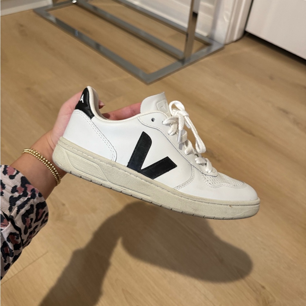 Veja Women's Sneakers V-10 Sneaker in Extra White & Black